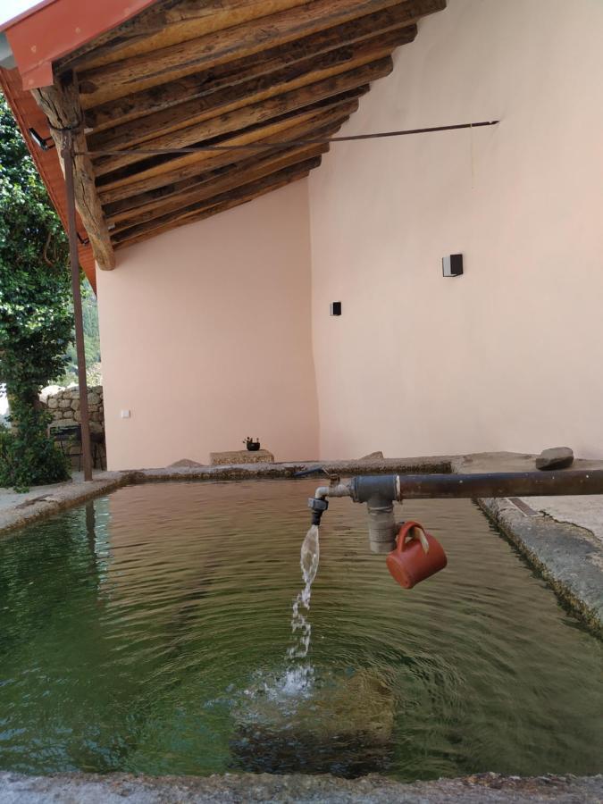 Entresocalcos Hostel Loriga Bagian luar foto