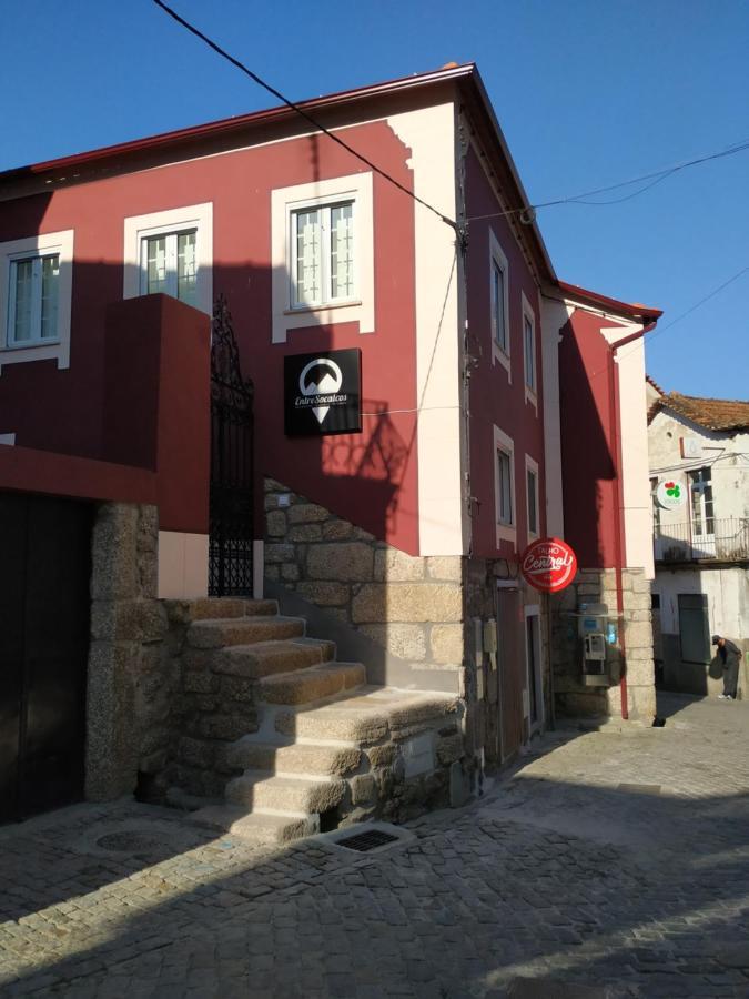 Entresocalcos Hostel Loriga Bagian luar foto